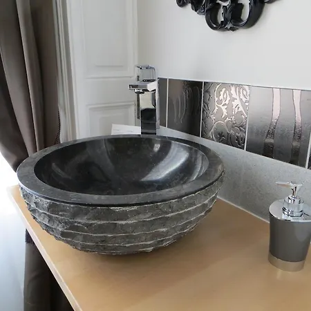 Bed & Breakfast D'hotes- Aux Oiseaux 4*