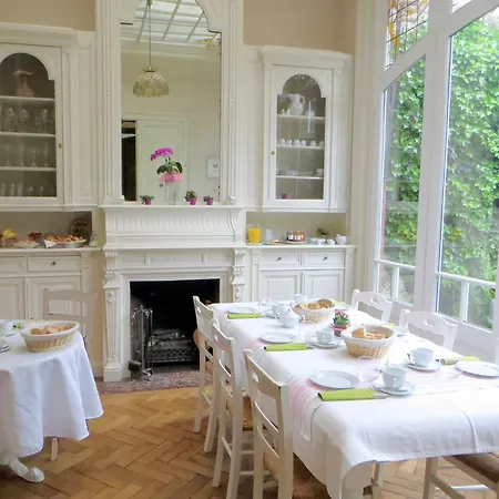 D'hotes- Aux Oiseaux 4* Lille