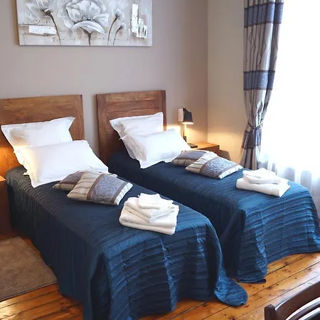 Bed & Breakfast D'hotes- Aux Oiseaux 4*
